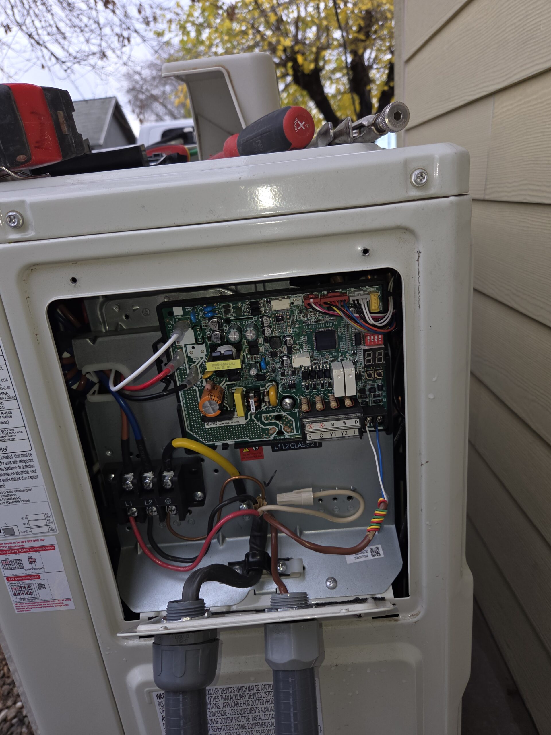 Residential air conditioning repair